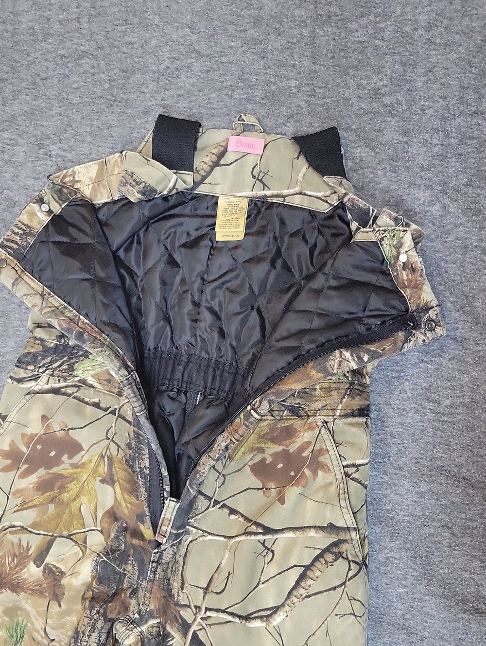 Berne Insulated Camo Bibs Ladies Size 6-8 ~ Short Inseam 26"~ Side Zip Legs - Picture 15 of 15